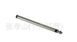 精选行家利器 如椽长谈徐工摊铺机配件找平仪器上的专用滑管担当